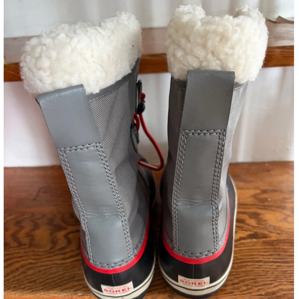 Sorel Yoot Pac Nylon Waterproof Winter Snow Boots Gray Red NY1879-053 Size 6